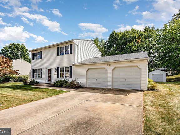 3rd image of 4321 New Hampshire Dr