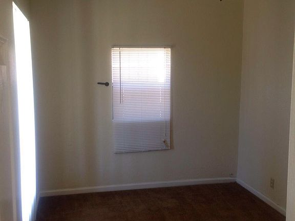5th image of 1217 W 95th St