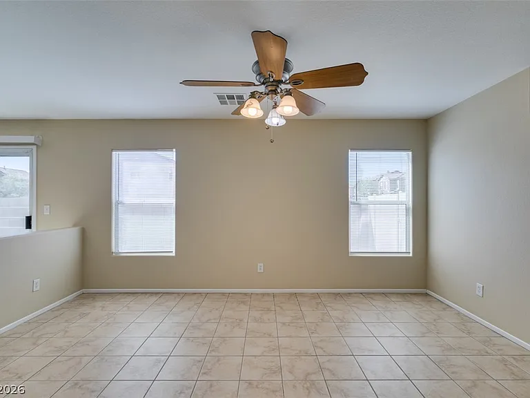 1170 Orange Meadow St — Photo 32