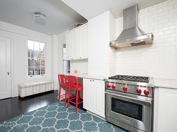 3rd image of 162 E 80th St #8B