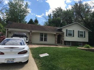 109 Dolores St, Oswego, IL 60543