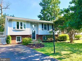 423 Salisbury Rd, Edgewater, MD 21037