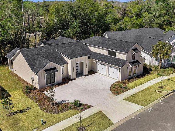 2nd image of 1044 SW 120th Dr