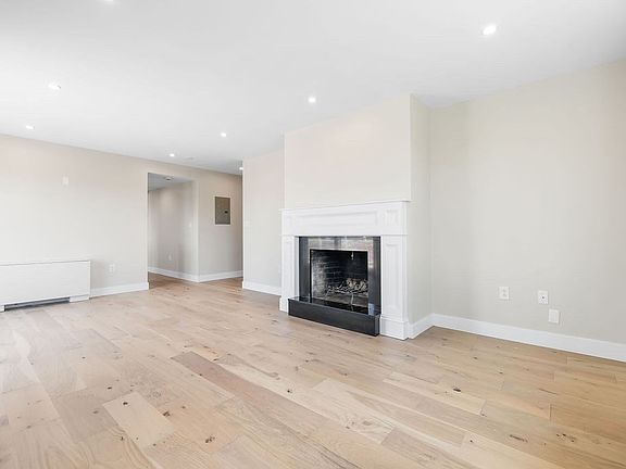 2nd image of 14 Concord Ave APT 824