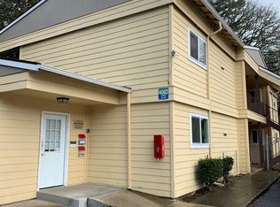 4068 Commercial St SE #9, Salem, OR 97302