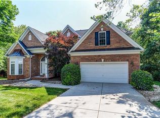 11216 Stony Path Dr, Charlotte, NC 28214