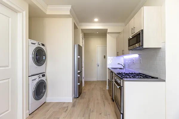 Rented by Dallien Realty Limited Liability Company | media 15