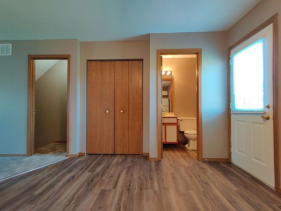 5th image of 2406 Clearwater Ave #3