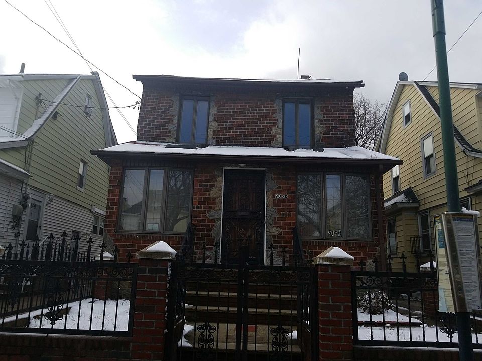 1st image of 9020 212th Pl