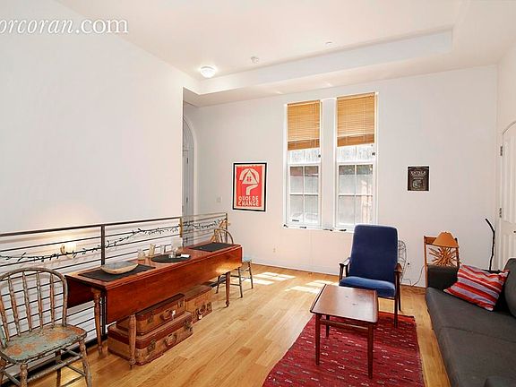 2nd image of 101 Warren St #A-2a