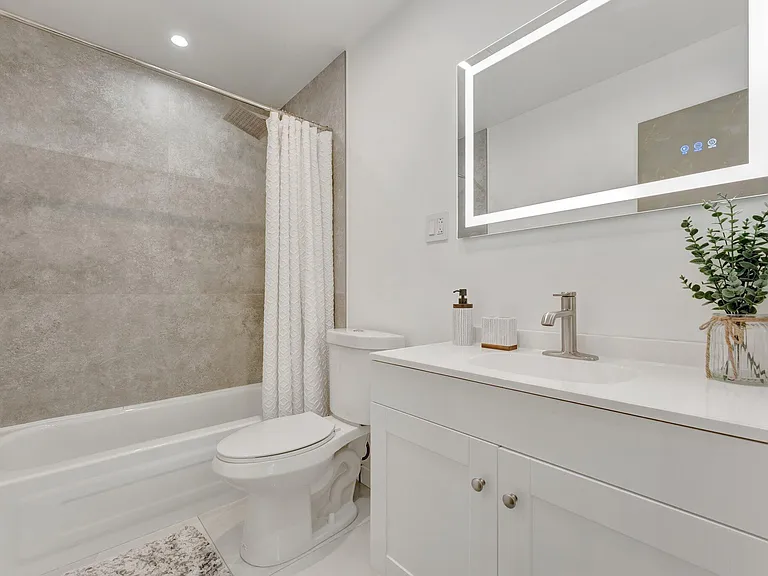 138 S Cypress Rd #224 — Photo 12