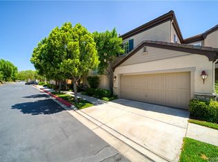 24922 Avignon Dr #65, Valencia, CA 91355