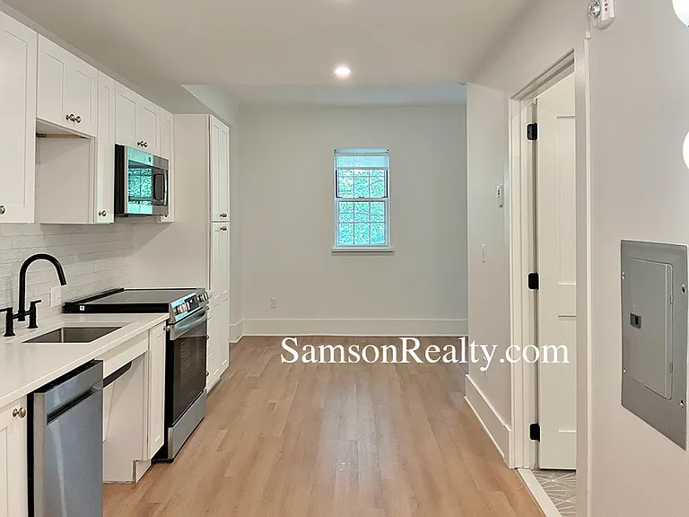 31 Hope St #210 — Photo 11