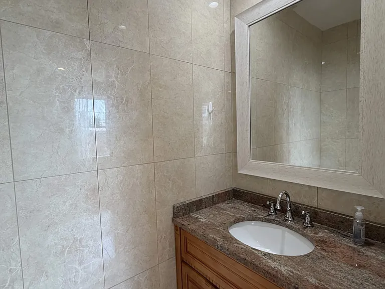 3463 Princeton Ave — Photo 13
