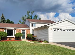 417 N Fairfield Ave, Lombard, IL 60148