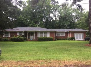 206 Crestwood Dr, Selma, AL 36701