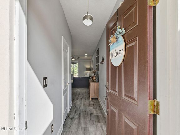 3rd image of 6169 BARTRAM VILLAGE Drive