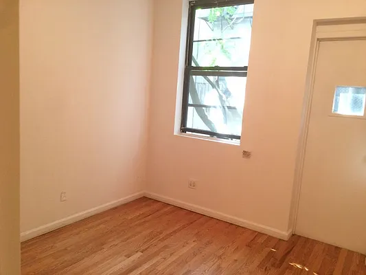 Rented by Sky Management | media 64