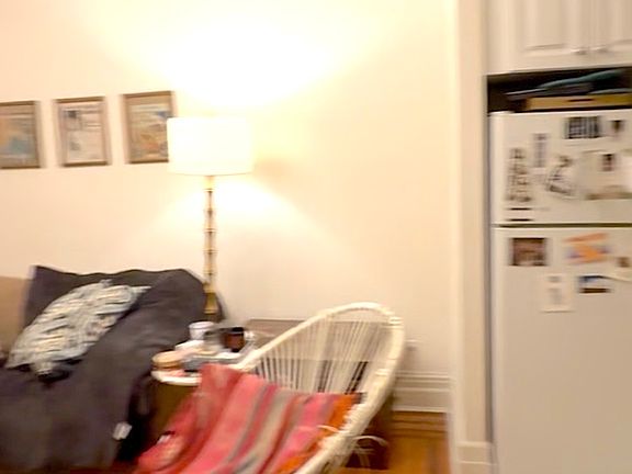 4th image of 210 W 16th St APT 4E