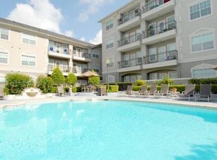 2400 Fountain View Dr APT 162, Houston, TX 77057