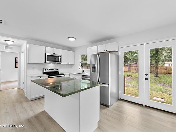 5th image of 12636 DEEDER Lane