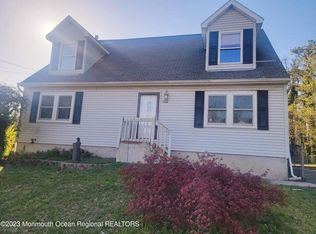 1200 Neptune Ave, Beachwood, NJ 08722