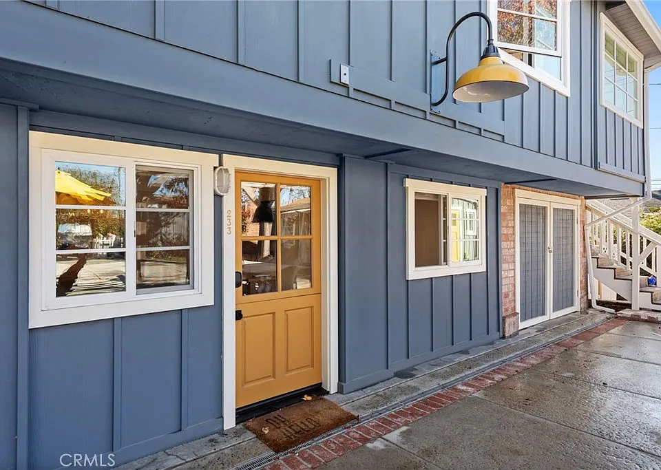 233 Cajon St