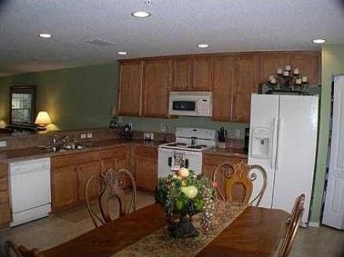 2nd image of 1889 SE High Springs Dr