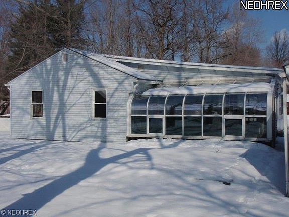 3rd image of 17563 Laurel Ave