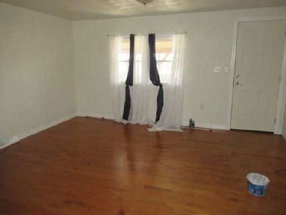 Additional Living Room