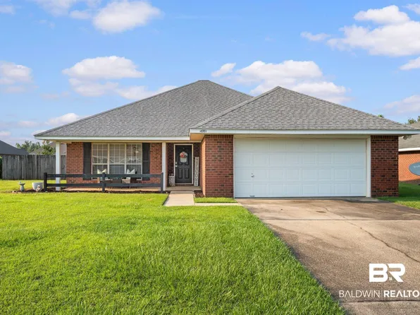 16781 Heartland Cir, Robertsdale, AL 36567