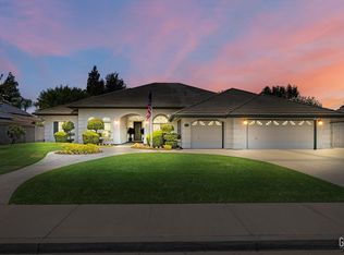 13007 Queen Palm Ct, Bakersfield, CA 93314