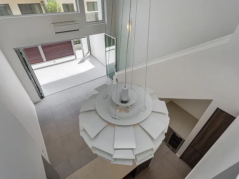 900 Wilshire Blvd #1 — Photo 7