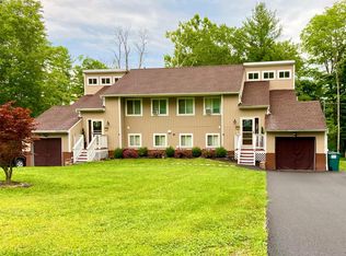 38 Edmunds Ln #A, Pine Bush, NY 12566