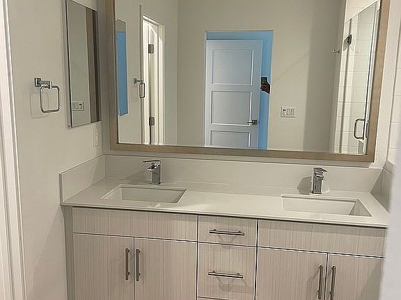 2nd image of 9887 Macarthur Blvd Unit H