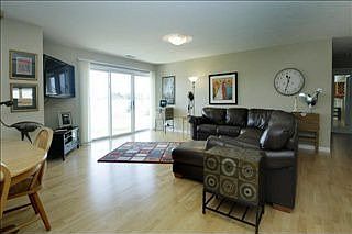 4th image of 355 Columbia Ave W APT 108