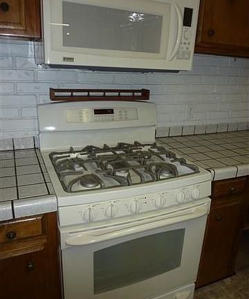 Gas/Electric-convection oven range