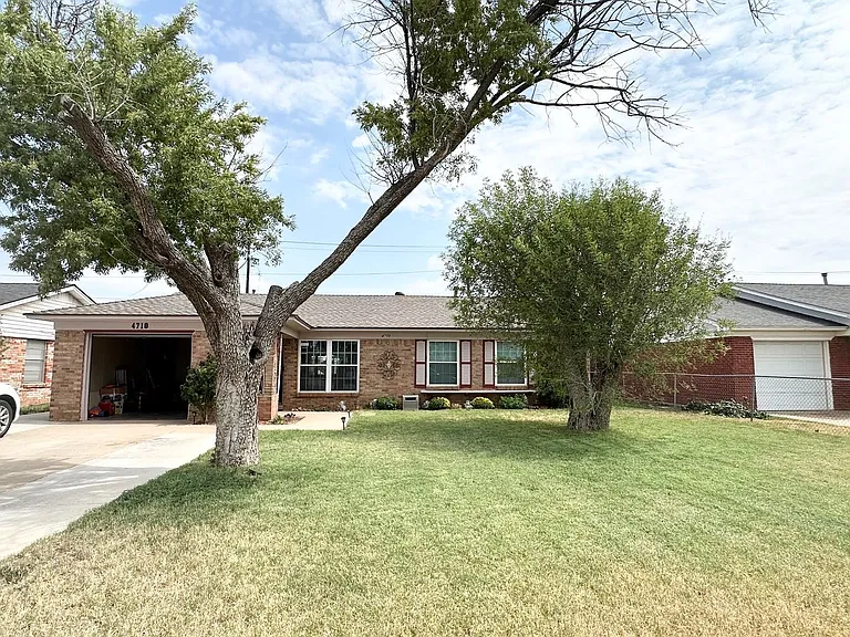 4710 Thomason Dr — Photo 1
