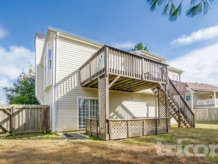 160 Eagle Glen Dr — Photo 17