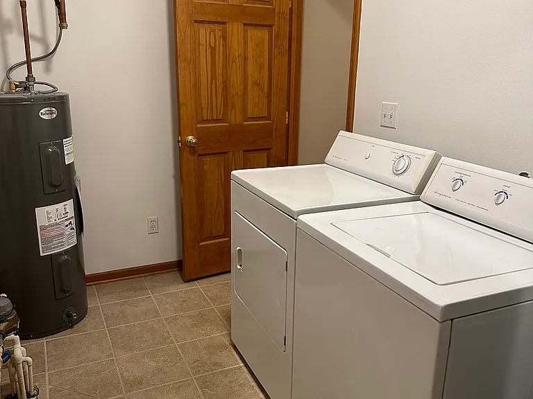 383 Pine White Rd — Photo 16