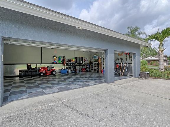 3rd image of 2500 Partridge Dr