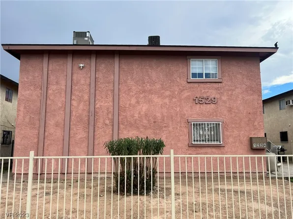 1529 Cobb Ln, Las Vegas, NV 89101