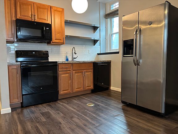 2nd image of 169 Elk St APT 8