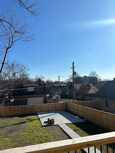 610 Russell St Photo 1