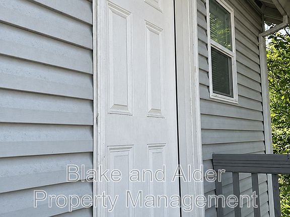2nd image of 5609A SE 117th Ave