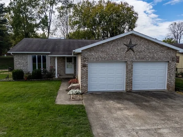 2404 Mount Vernon Cir, Parkersburg, WV 26101