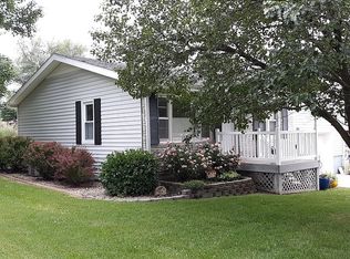 422 Sunset Strip, Eldon, MO 65026