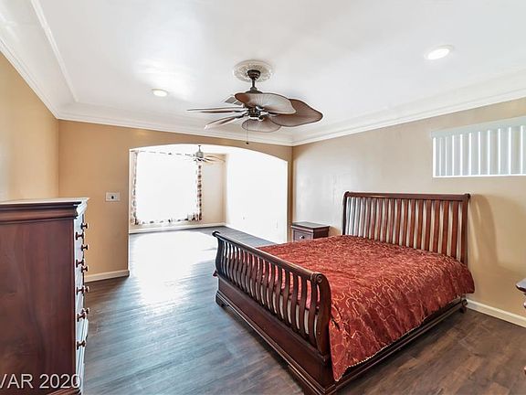 5th image of 2310 Llewellyn Dr