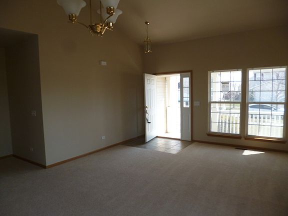 2nd image of 2005 Brunswick Dr
