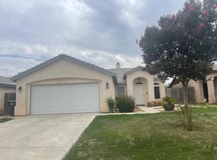 305 W Pilot Ave, Bakersfield, CA